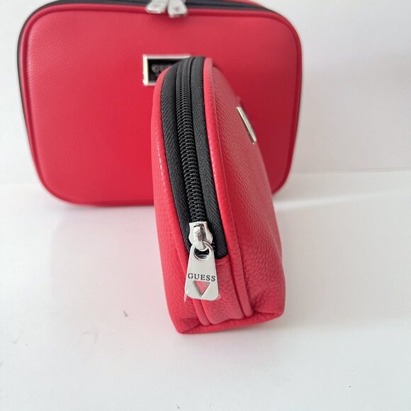 NEW GUESS Red Pebbled Faux Leather Travel Case & Makeup Bag Set - Picture 8 of 16